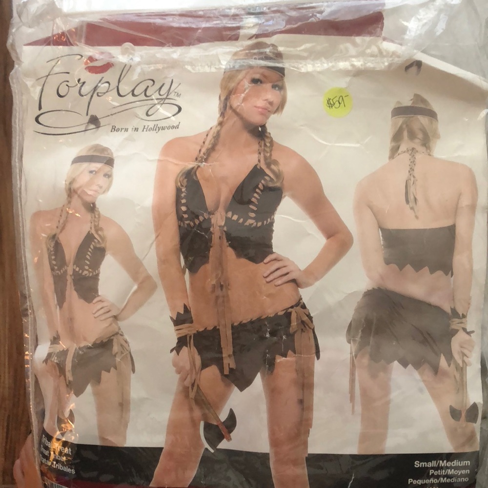 Costume